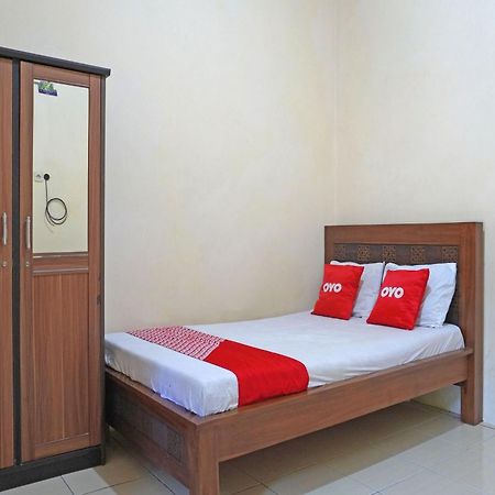Oyo 91762 Green Home Stay Syariah Purwakarta Exterior photo